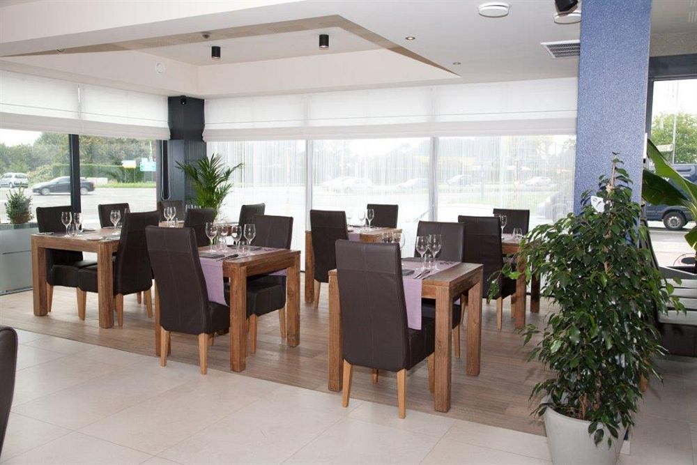 Hotel Tts Temse 外观 照片